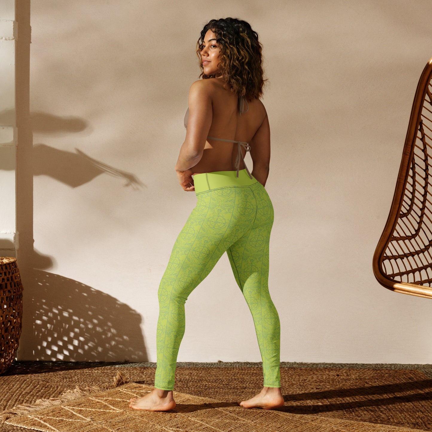 The Wheel of Fortune Card Yoga Leggings