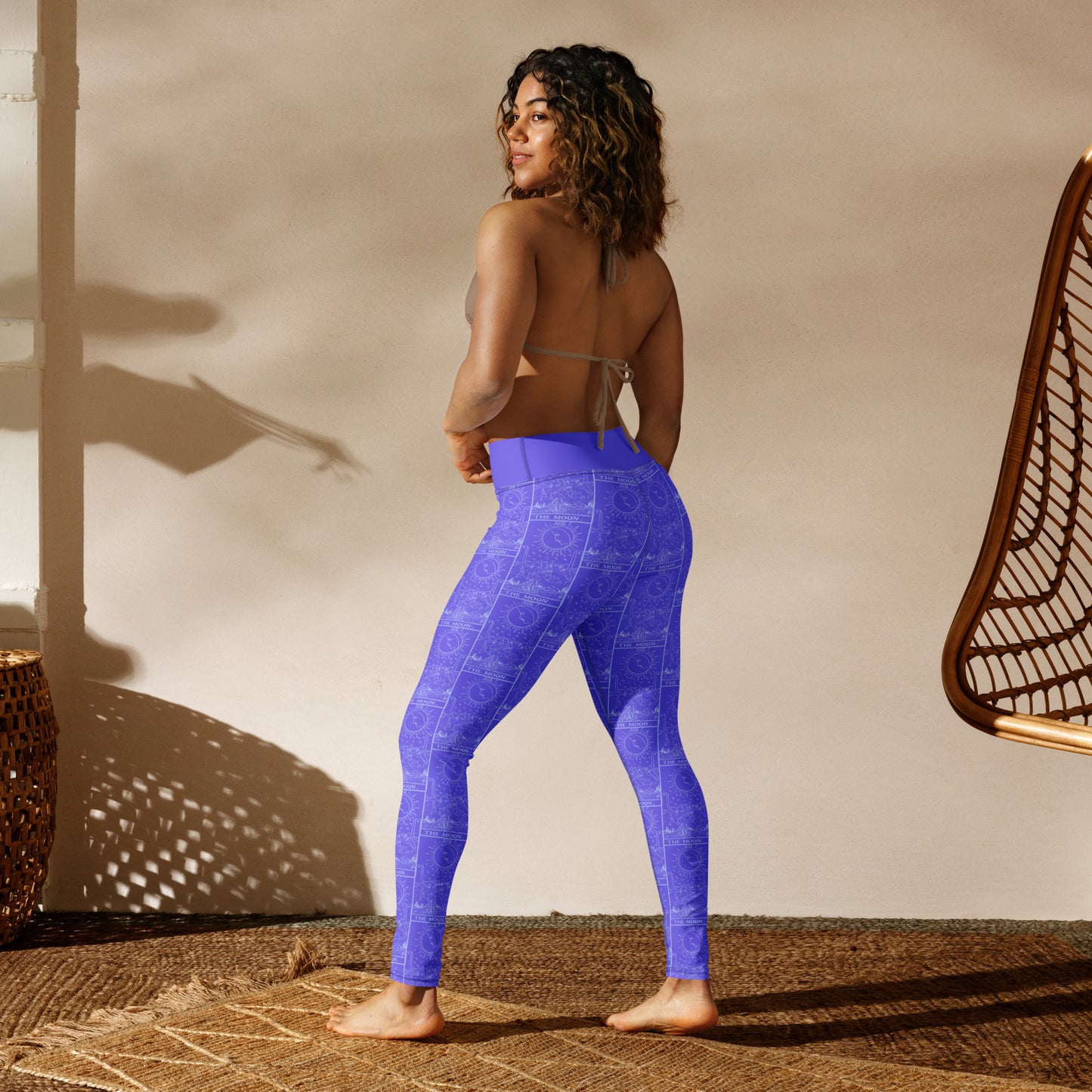 The Moon Tarot Card Yoga Leggings