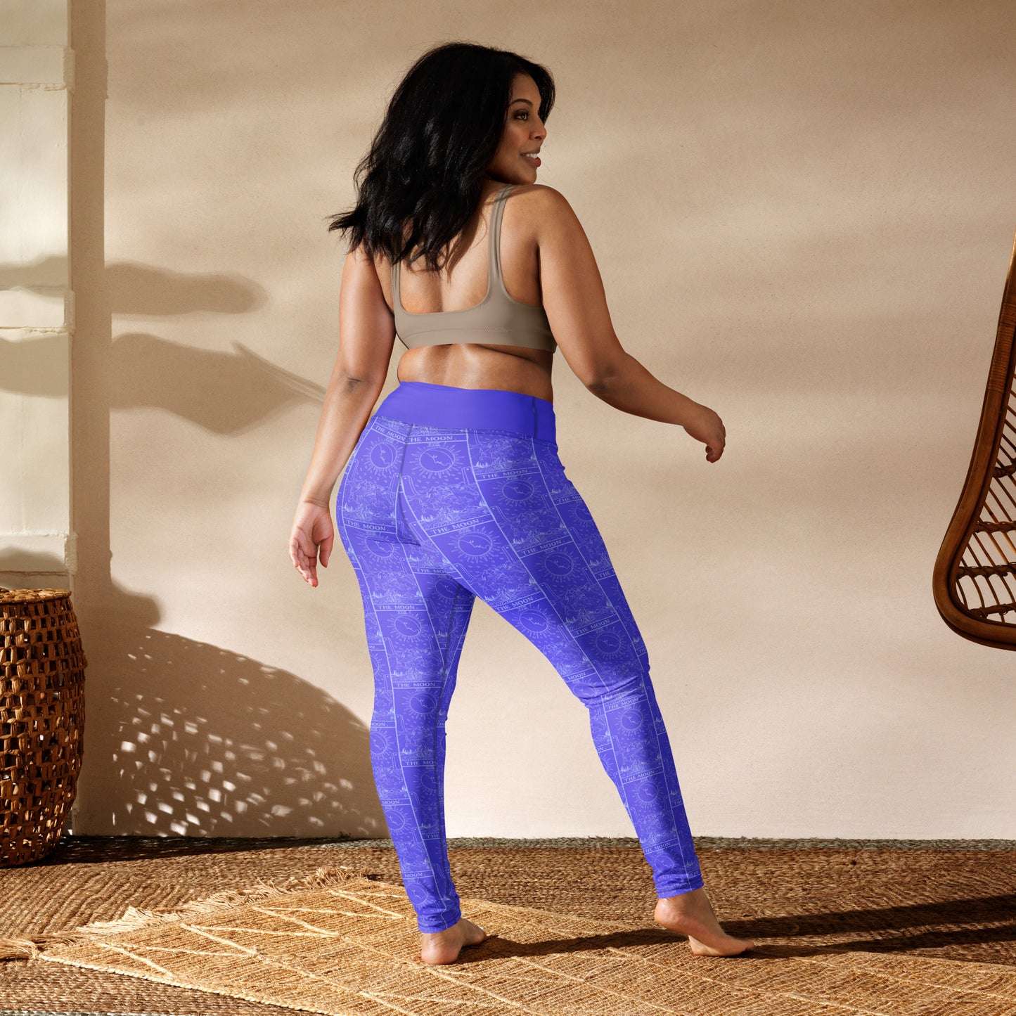 The Moon Tarot Card Yoga Leggings
