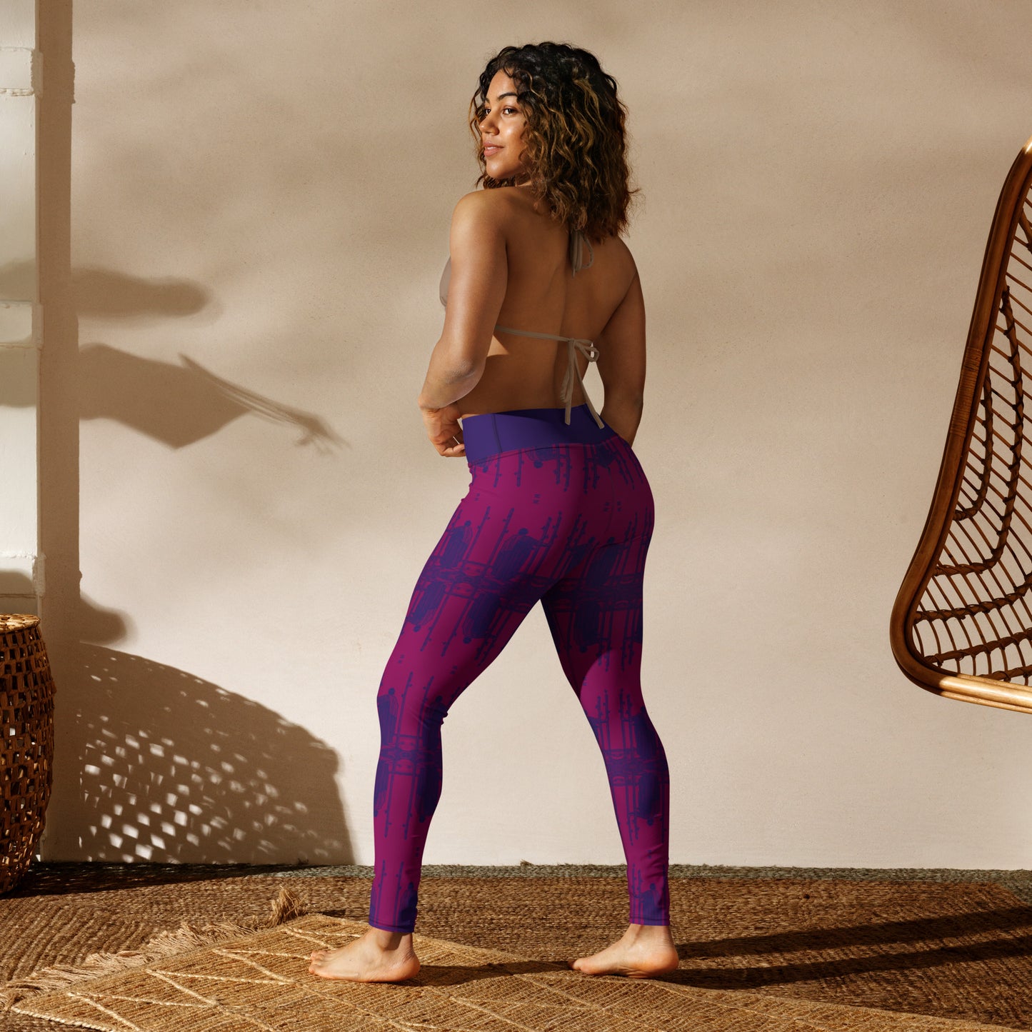 The Three of Wands Tarot Card Leggings - Purple