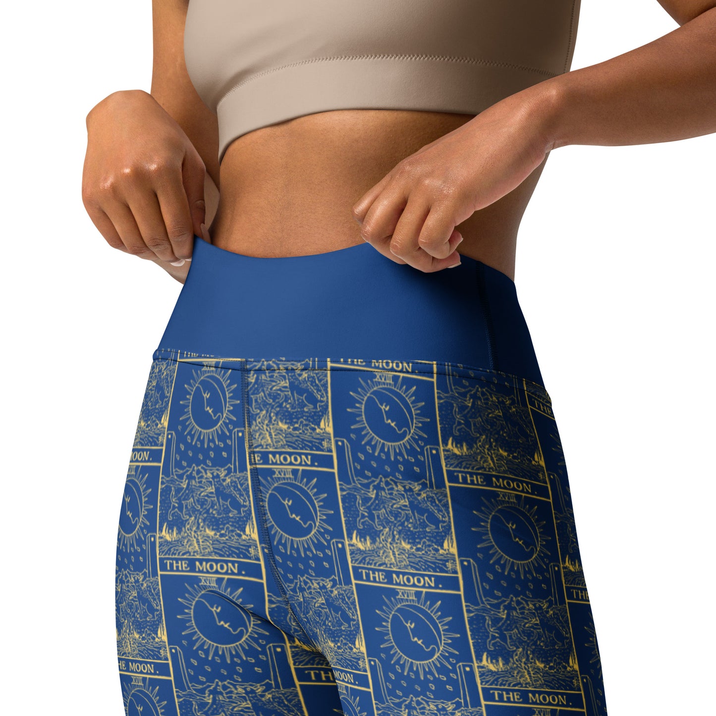 The Moon Tarot Card Yoga Leggings