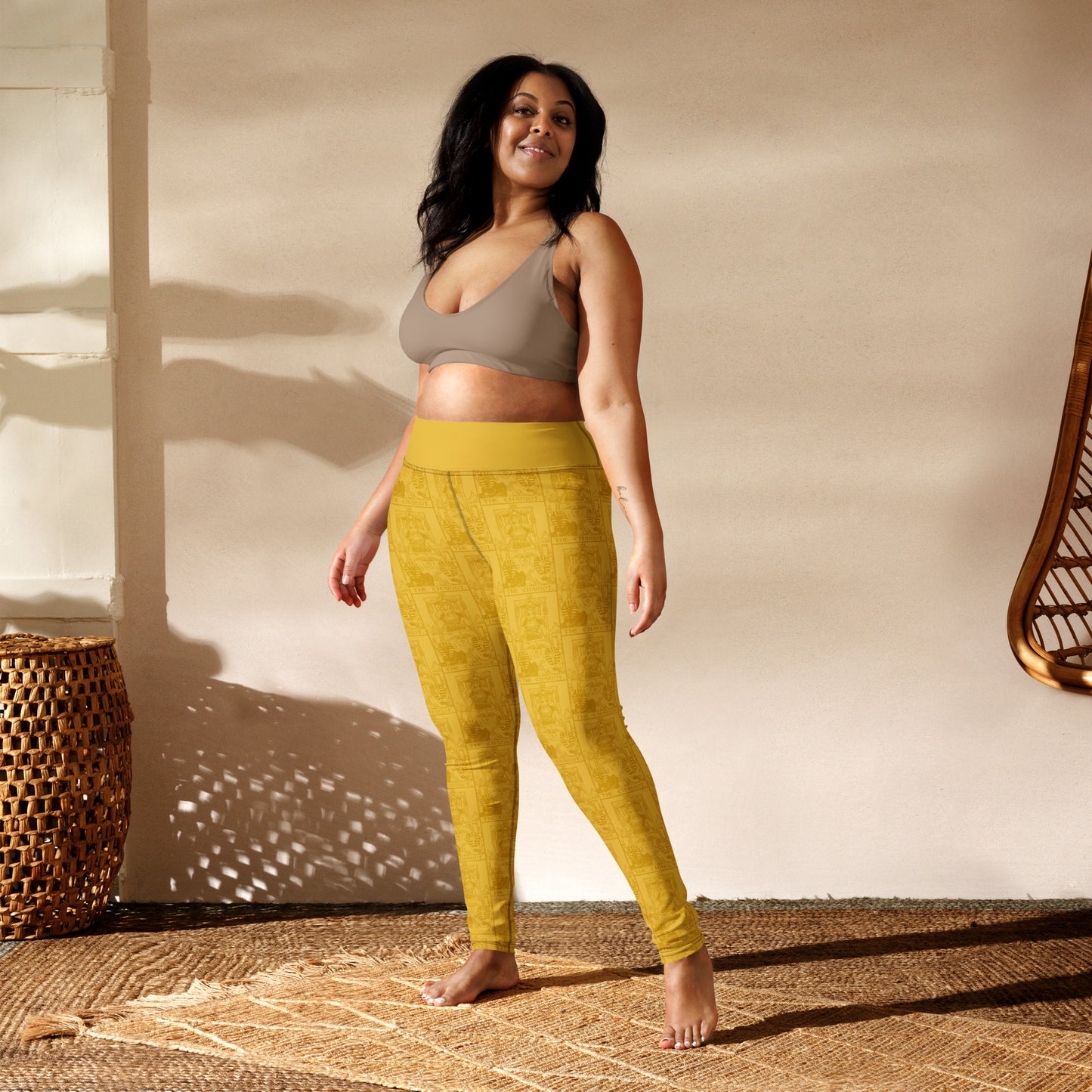 The Chariot Tarot Card Yoga Leggings