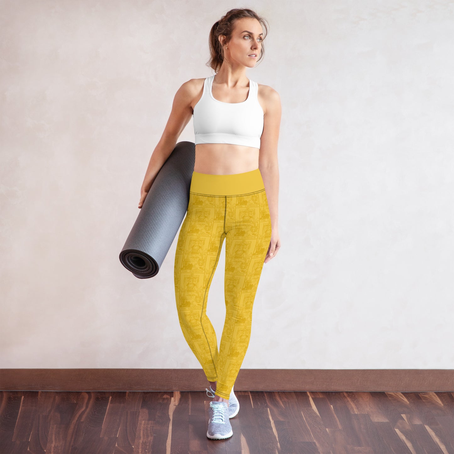 The Chariot Tarot Card Yoga Leggings