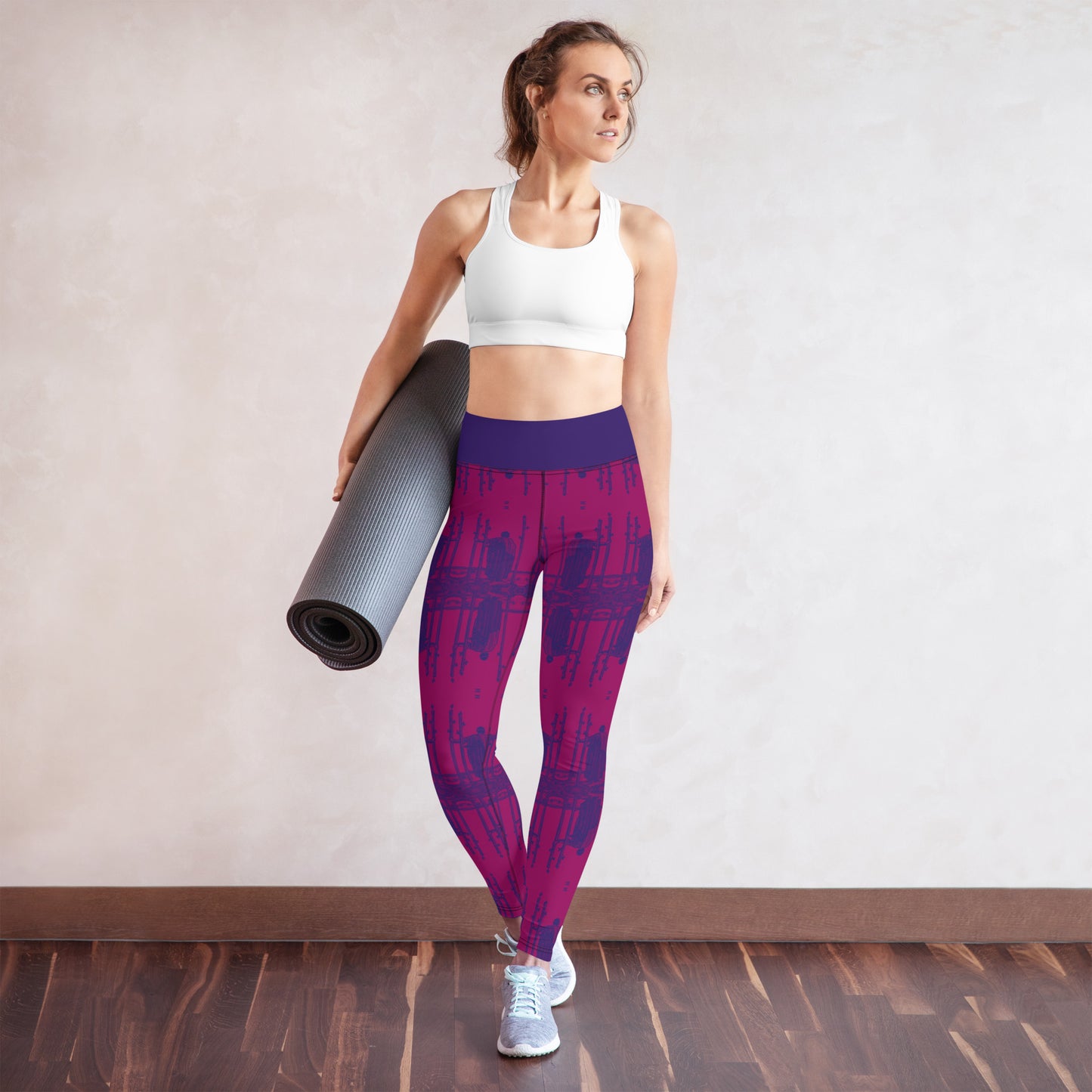The Three of Wands Tarot Card Leggings - Purple