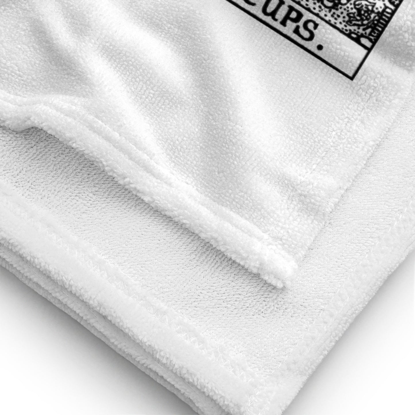 Queen Suit Tarot Cards Beach Towel