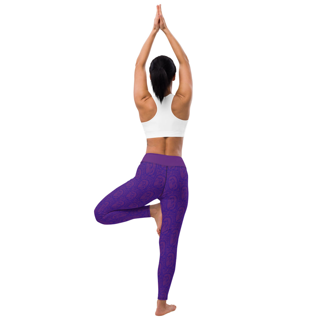 The World Tarot Card Yoga Leggings