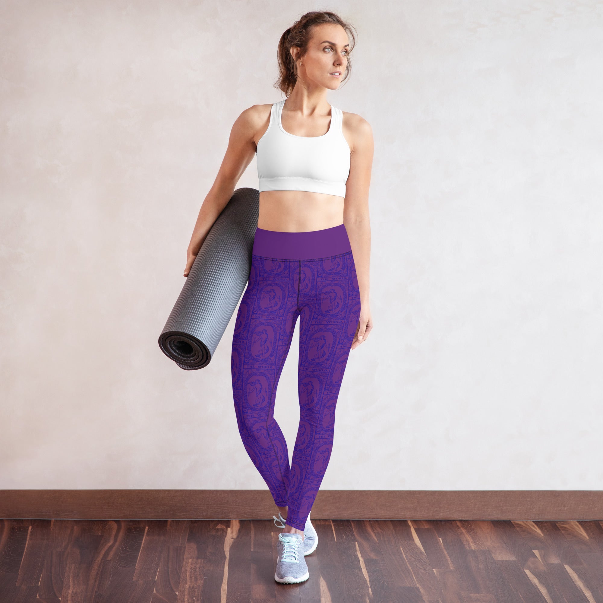 The World Tarot Card Yoga Leggings